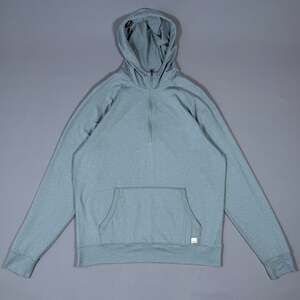 Vuori L men’s blue hoodie outdoor gym activewear